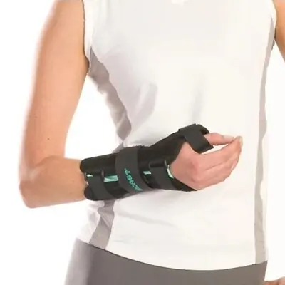 DJO - 05WTML AirCast® A2™ Left Wrist Brace With Thumb Spica