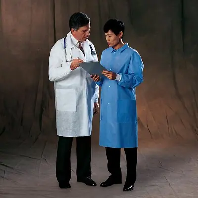 O&M Halyard Inc - 10123 Basic® Plus Lab Coat