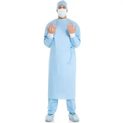 O&M Halyard Inc - 95221 ULTRA Reinforced Surgical Gown with Towel
